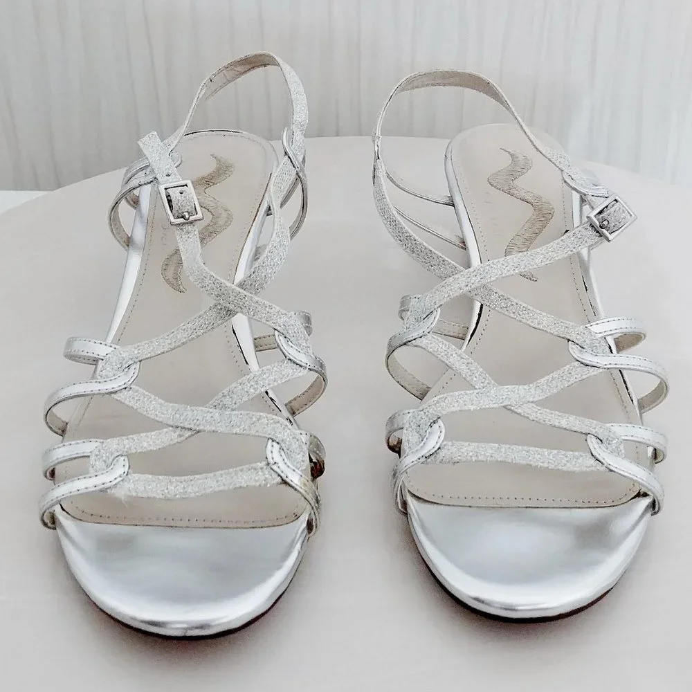 Nina Silver Sandals Size 7.5 - Picture 2 of 6
